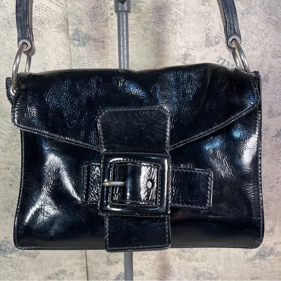 Miu Miu patent leather shoulder bag - Picture 2 of 16